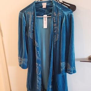 NWT Chicos Crush Velvet Embellished Shawl/Kimono